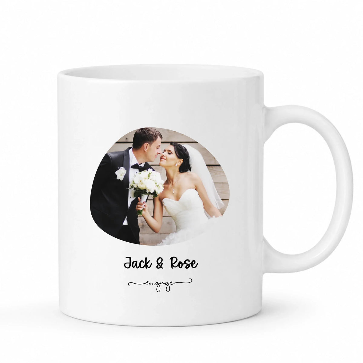 Mug blanc fiançailles personnalisé avec photo de couple et prénoms