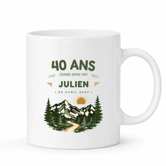 Mug anniversaire personnalisé avec prénom, âge et date - design montagne Légende de la Montagne