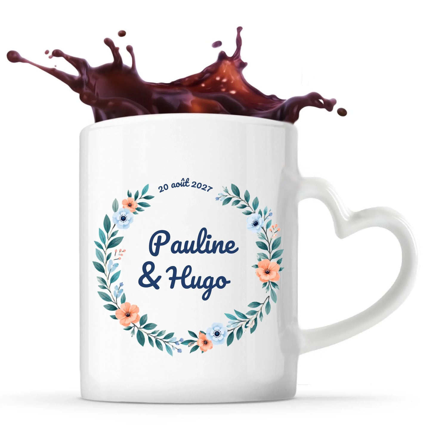 Mug anse cœur mariage personnalisé avec prénoms des mariés, date et motif floral